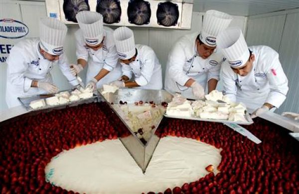 La cheesecake più grande del mondo