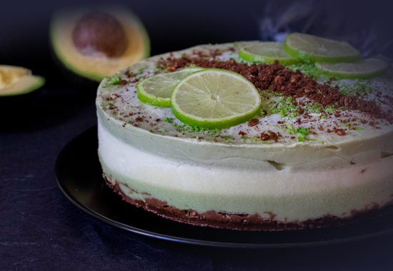 Cheesecake all’avocado e cioccolato fondente